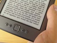 Der amazon kindle in chrjues Hand